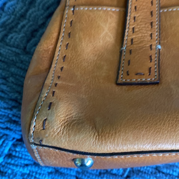 Vintage Fossil Distressed“tan” Leather Crossbody Bag - Picture 6 of 9